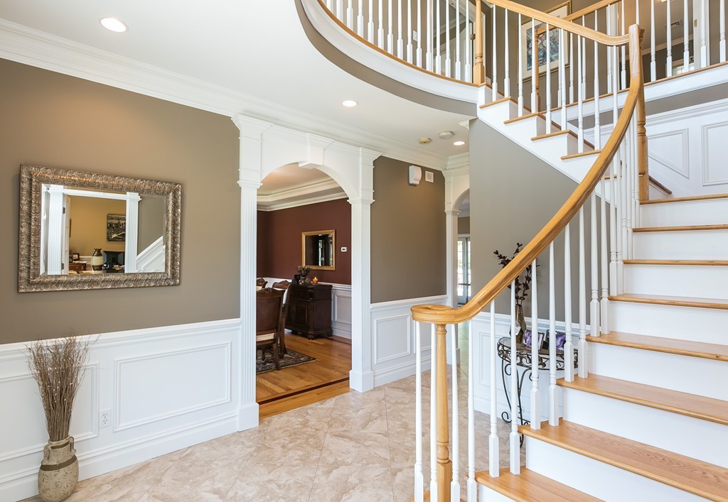 11 Falcon Heights Road Wilbraham, MA 01095 - Photo 3 of 30 Gallery Image 3