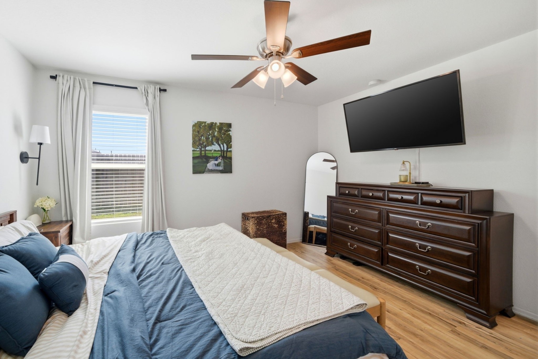 14502 Woodcott Warren Way Rosharon, TX 77583 - Photo 26 of 37 Complete with an added ceiling fan and customizable dimmable lighting.