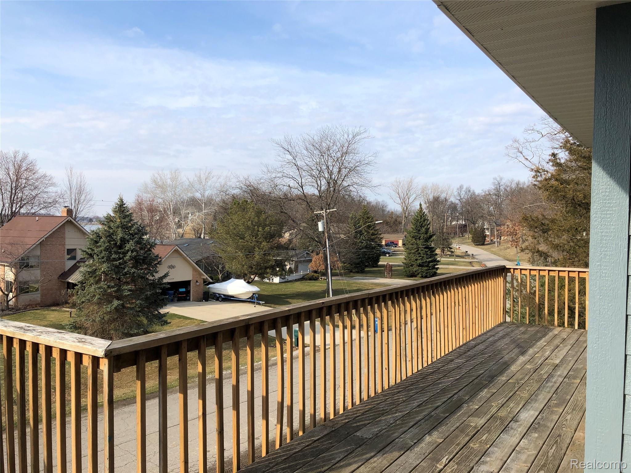 15440 Jennings Road Fenton, MI 48430 - Photo 24 of 42 7D955521-2103-4682-B235-6CC916A61495.jpeg