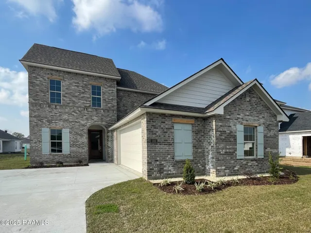 $403,538 | 103 High Point, Youngsville, LA 70592
