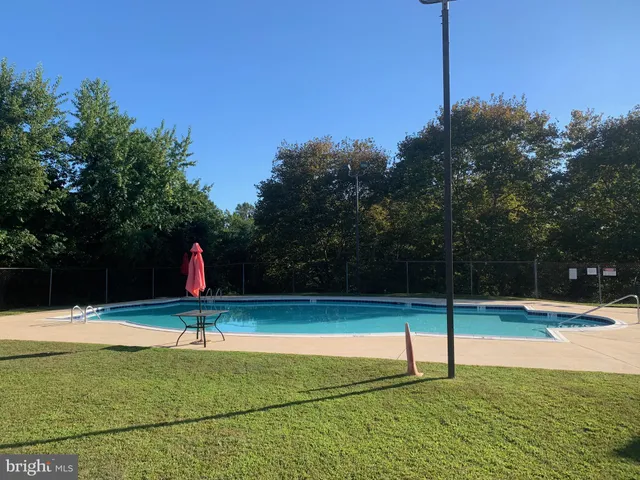 a view of a tennis court