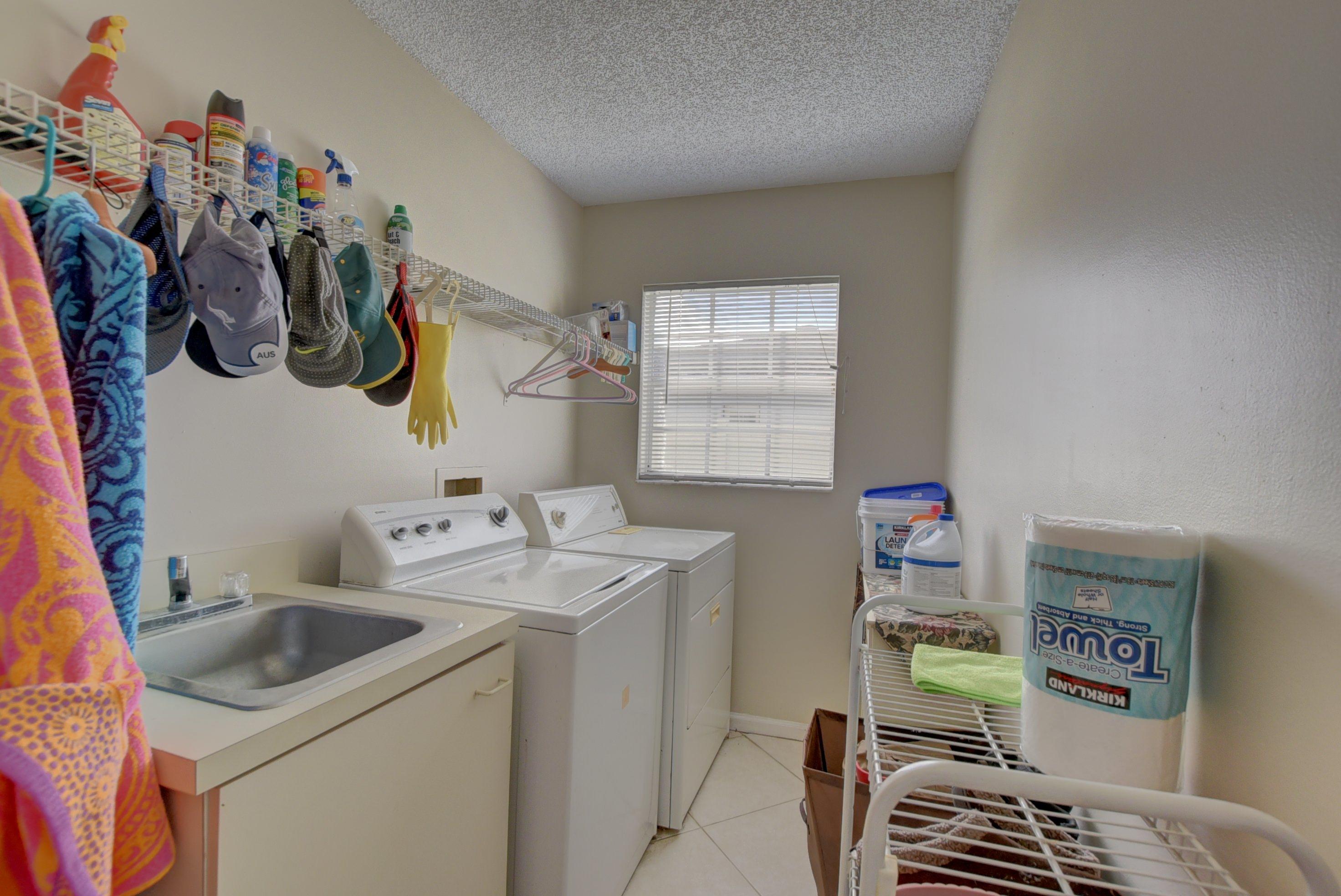 23317 Lago Mar Circle Boca Raton, FL 33433 - Photo 18 of 41 Laundry Room