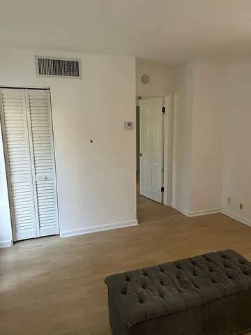 $1,800 | 77 Hendricks Isle, Unit 9, Fort Lauderdale, FL 33301