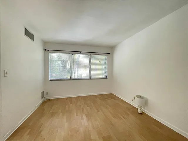 $1,800 | 77 Hendricks Isle, Unit 9, Fort Lauderdale, FL 33301