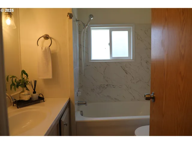 $54,999 | 11402 Southwest Royal Villa Drive, Tigard, OR 97224