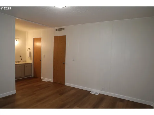 $54,999 | 11402 Southwest Royal Villa Drive, Tigard, OR 97224