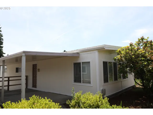 $54,999 | 11402 Southwest Royal Villa Drive, Tigard, OR 97224