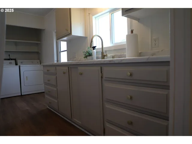 $54,999 | 11402 Southwest Royal Villa Drive, Tigard, OR 97224