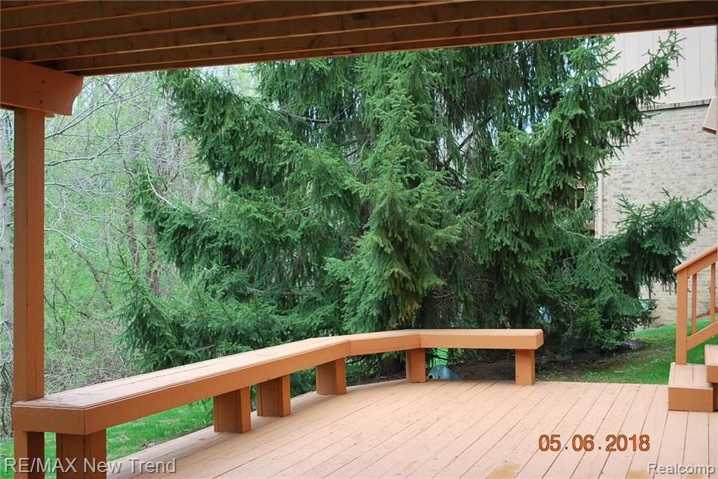 22150 River Ridge Trail, Unit 110 Farmington Hills, MI 48335 - Photo 2 of 23