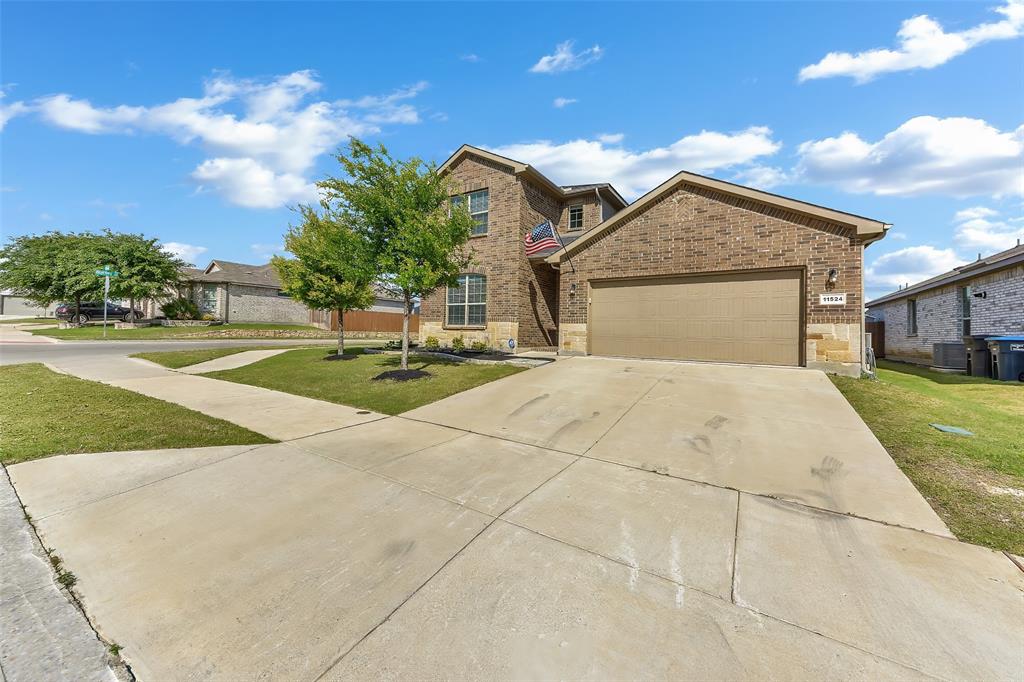 11524 Leeson Street Haslet, TX 76052 - Photo 2 of 38