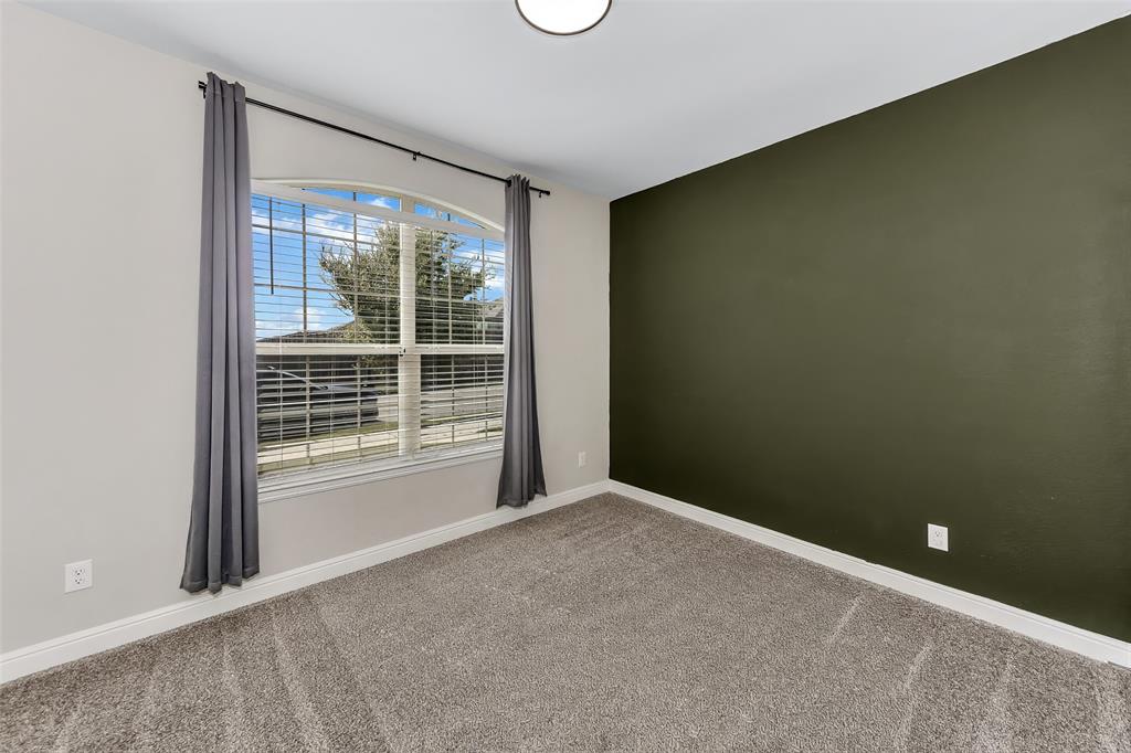 11524 Leeson Street Haslet, TX 76052 - Photo 5 of 38