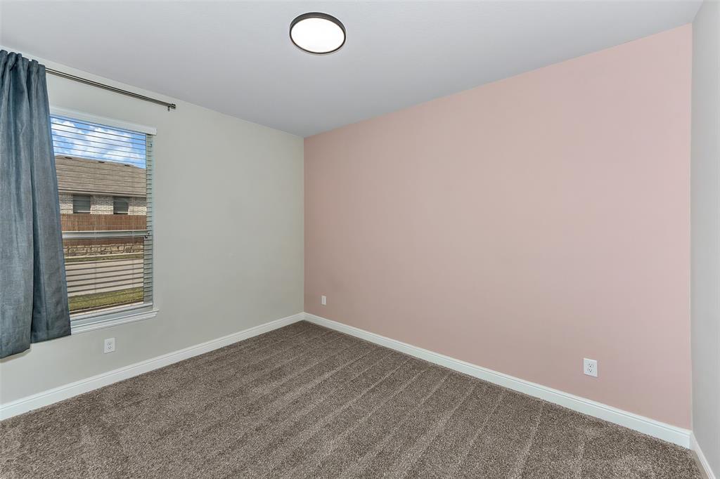 11524 Leeson Street Haslet, TX 76052 - Photo 8 of 38