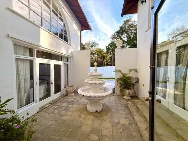 $2,300,000 | 1009 South Indian River Drive, Fort Pierce, FL 34950