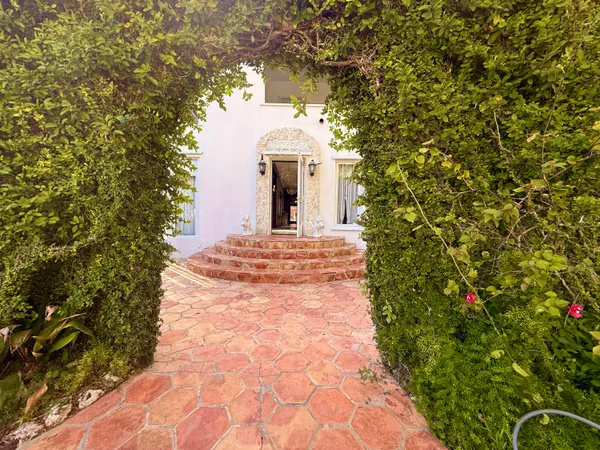 $2,300,000 | 1009 South Indian River Drive, Fort Pierce, FL 34950