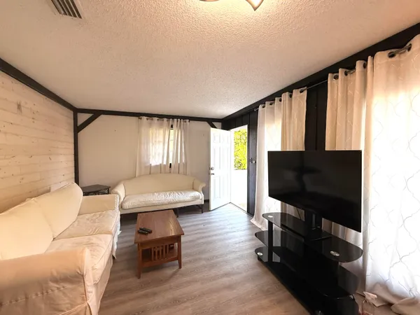 $2,300,000 | 1009 South Indian River Drive, Fort Pierce, FL 34950