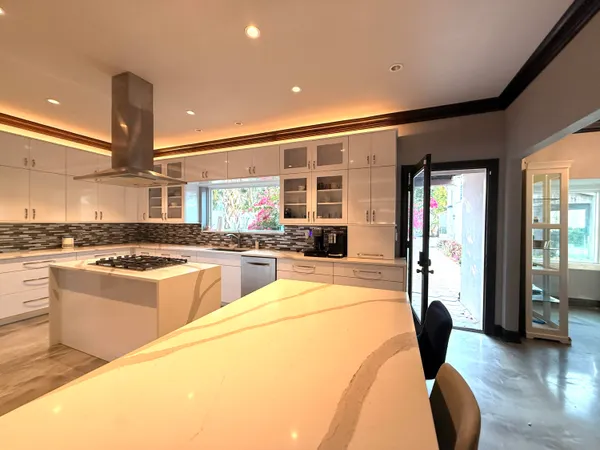 $2,300,000 | 1009 South Indian River Drive, Fort Pierce, FL 34950