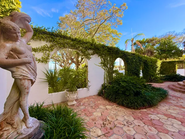 $2,300,000 | 1009 South Indian River Drive, Fort Pierce, FL 34950
