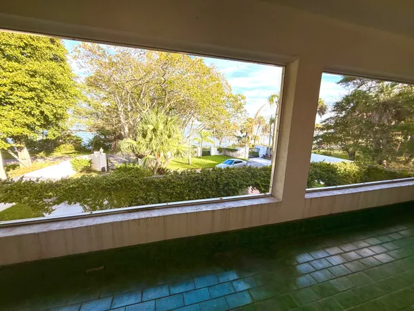 $2,300,000 | 1009 South Indian River Drive, Fort Pierce, FL 34950