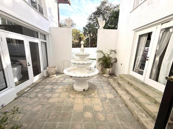 $2,300,000 | 1009 South Indian River Drive, Fort Pierce, FL 34950