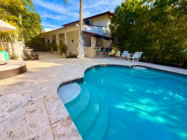 $2,300,000 | 1009 South Indian River Drive, Fort Pierce, FL 34950
