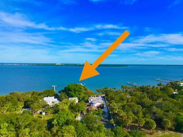 $2,300,000 | 1009 South Indian River Drive, Fort Pierce, FL 34950
