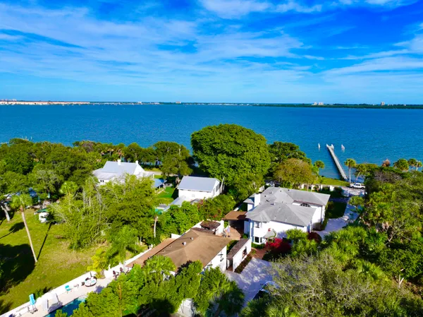 $2,300,000 | 1009 South Indian River Drive, Fort Pierce, FL 34950