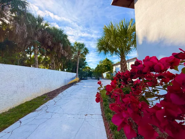$2,300,000 | 1009 South Indian River Drive, Fort Pierce, FL 34950