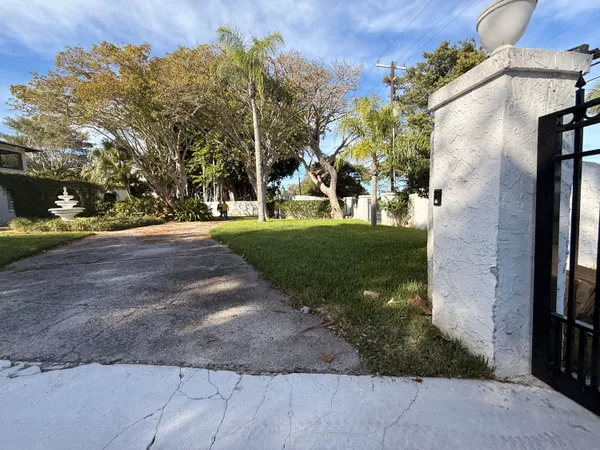 $2,300,000 | 1009 South Indian River Drive, Fort Pierce, FL 34950