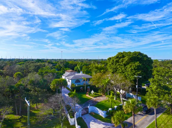 $2,300,000 | 1009 South Indian River Drive, Fort Pierce, FL 34950