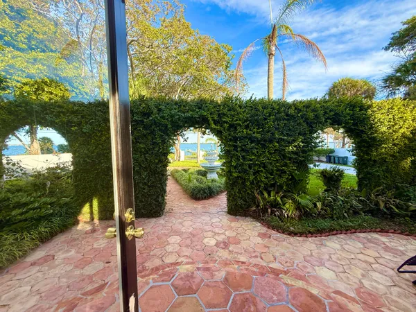 $2,300,000 | 1009 South Indian River Drive, Fort Pierce, FL 34950