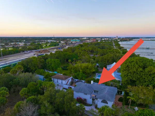$2,300,000 | 1009 South Indian River Drive, Fort Pierce, FL 34950