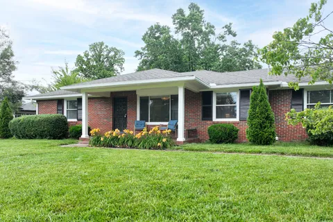 $665,000 | 2922 Fernbrook Lane, Nashville, TN 37214
