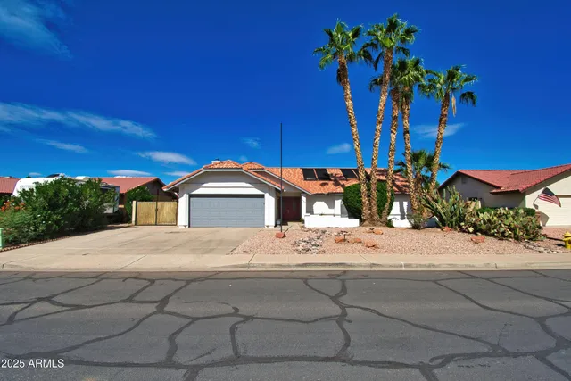 $569,900 | 490 East San Remo Avenue, Gilbert, AZ 85234