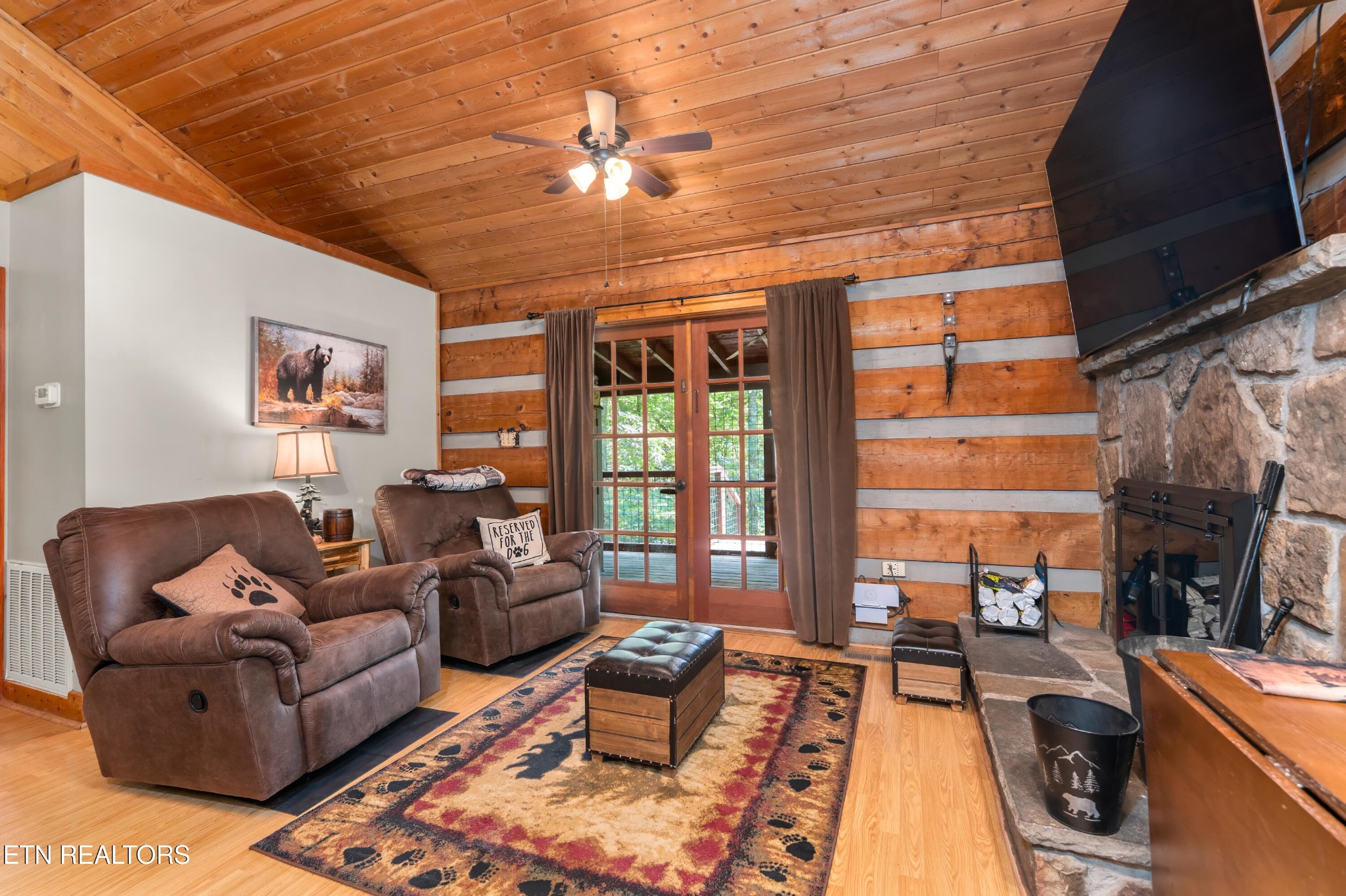 3040 Patty View Way Pigeon Forge, TN 37862 - Photo 4 of 30