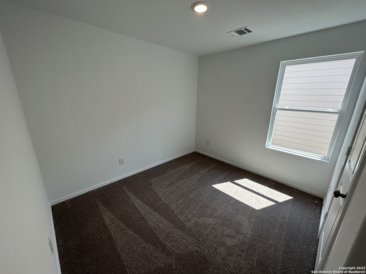 11026 Tree Line San Antonio, TX 78223 - Photo 13 of 23