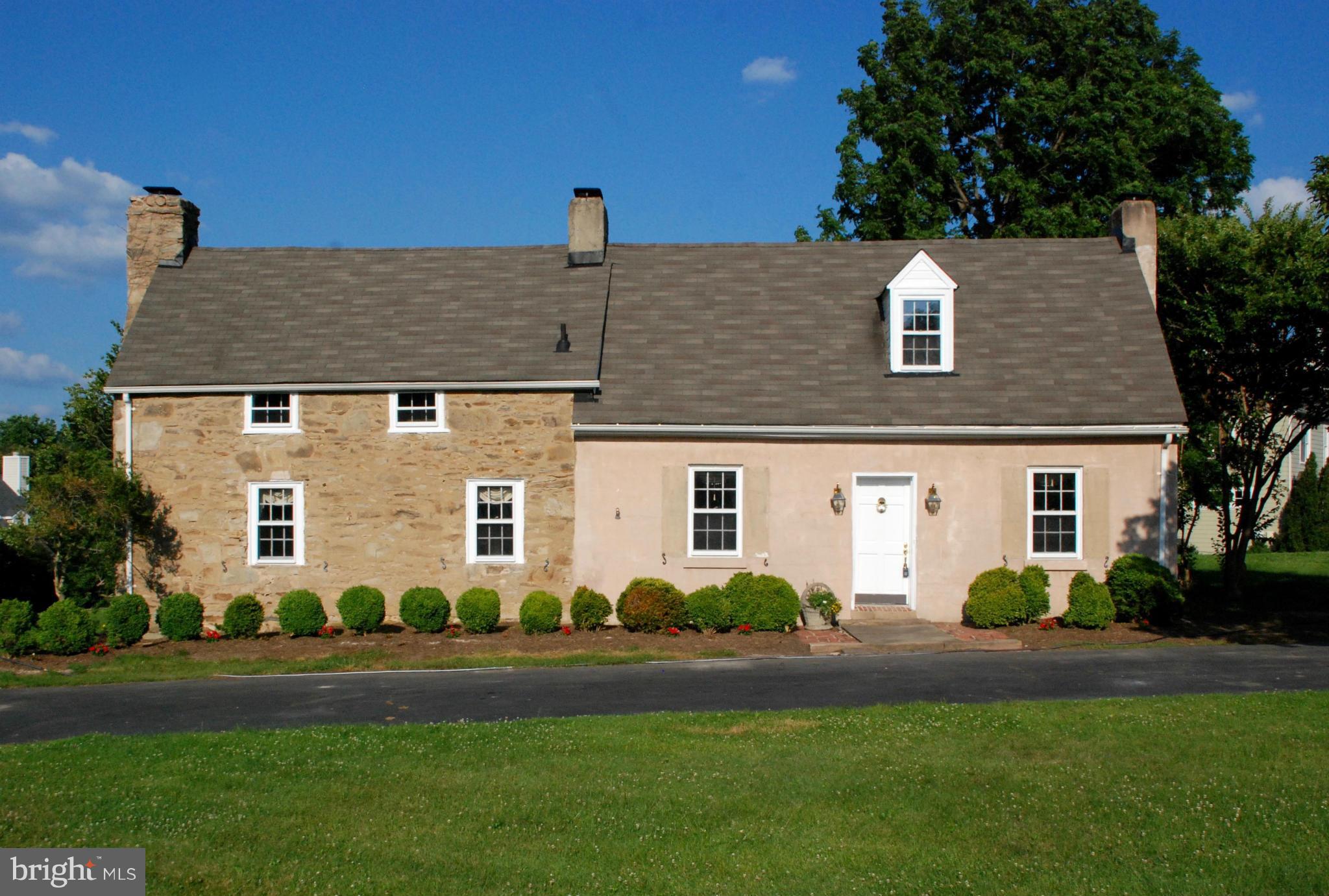 9813 Kendale Road Potomac, MD 20854 - Photo 1 of 26 Exterior (Front)