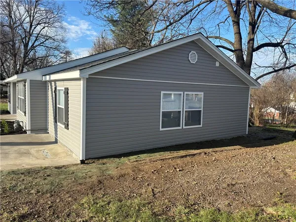 $210,000 | 2518 North 35th Street, St. Joseph, MO 64506