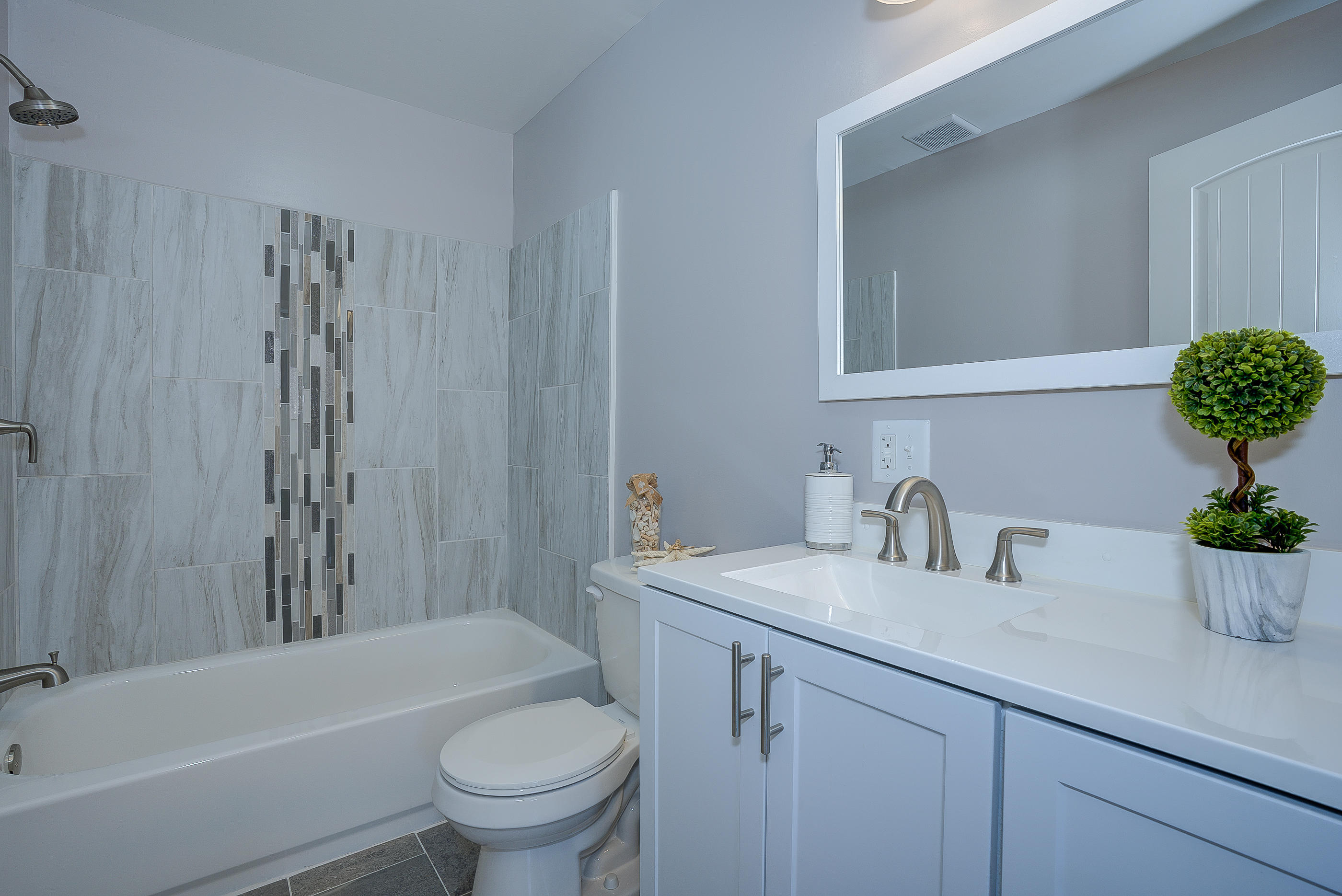 2220 Valleydale Road Salem, VA 24153 - Photo 13 of 30 20