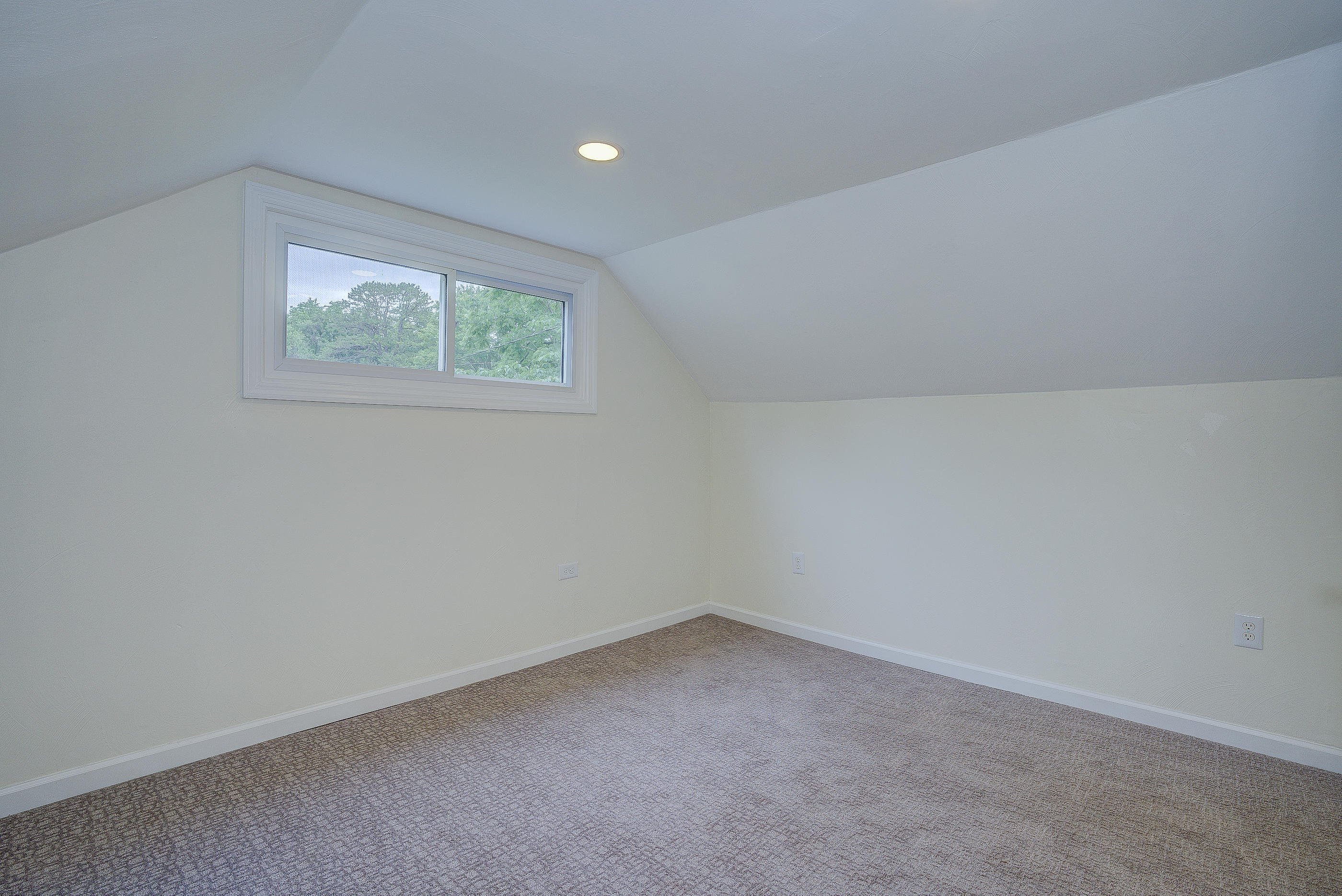2220 Valleydale Road Salem, VA 24153 - Photo 16 of 30 27