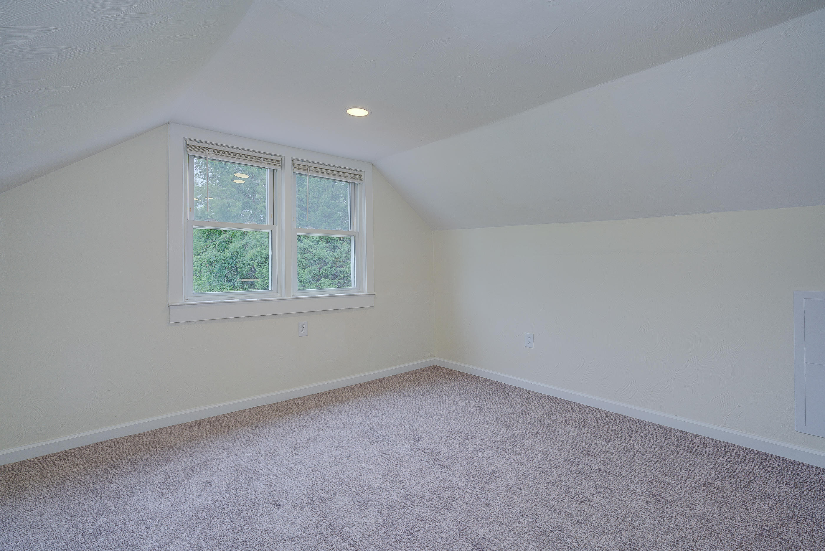 2220 Valleydale Road Salem, VA 24153 - Photo 20 of 30 36