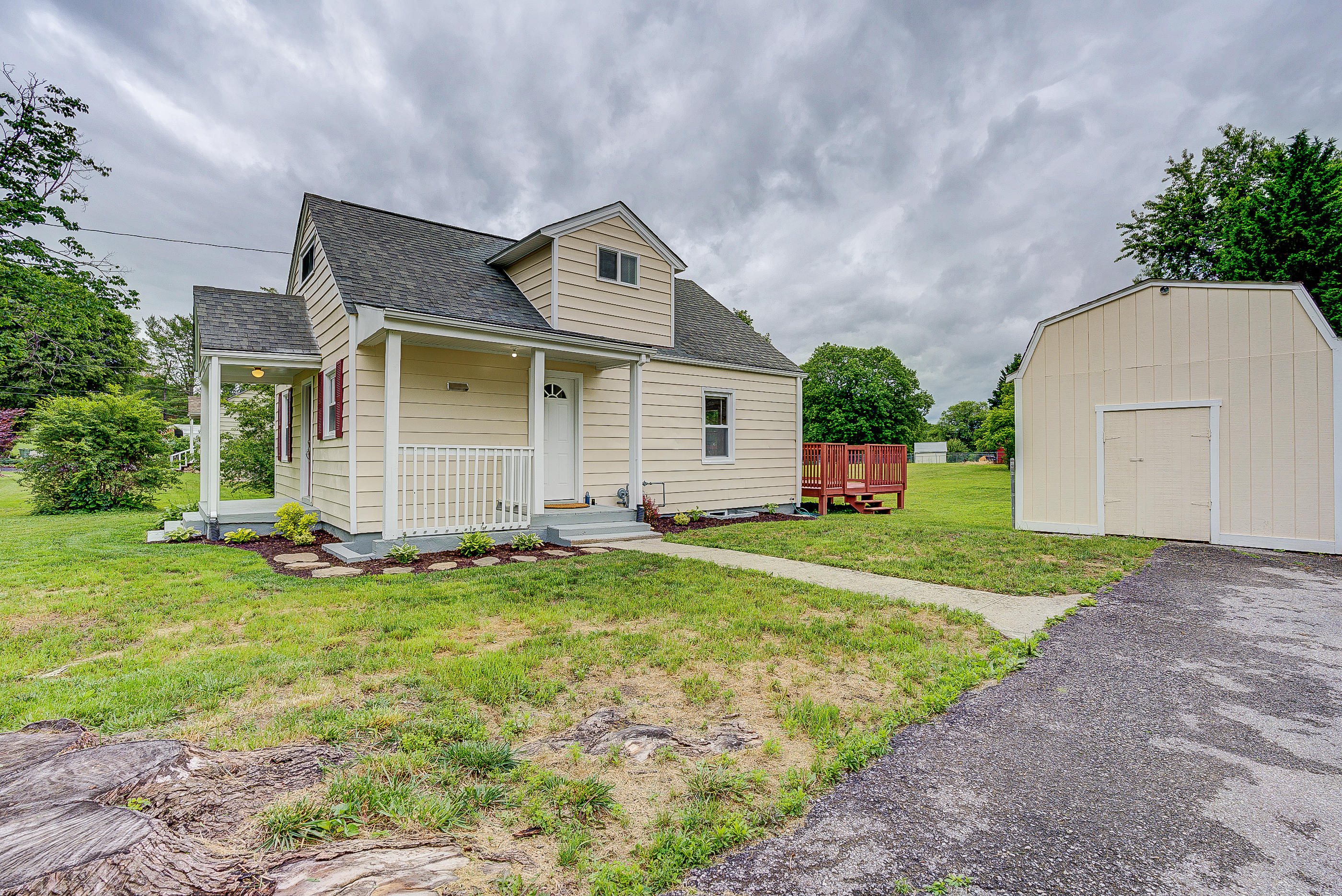 2220 Valleydale Road Salem, VA 24153 - Photo 30 of 30 52