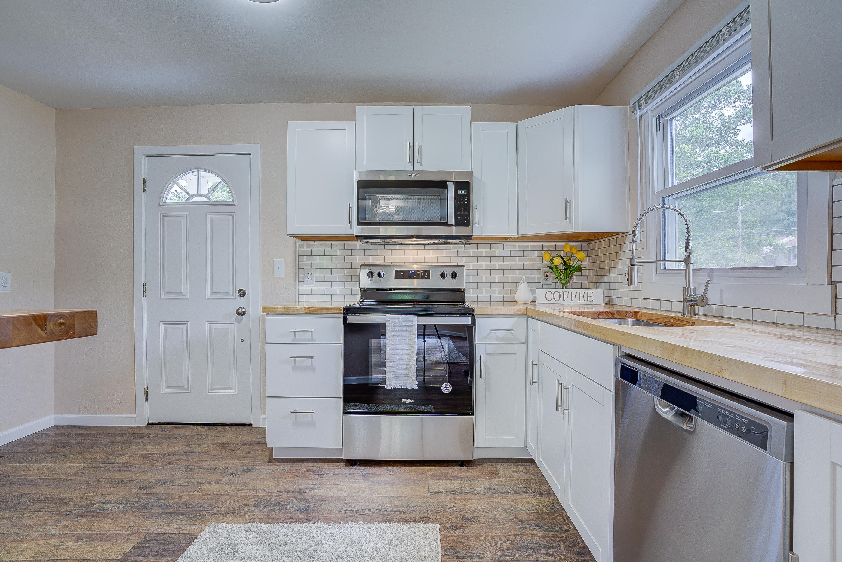 2220 Valleydale Road Salem, VA 24153 - Photo 8 of 30 11