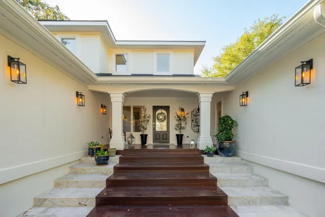 $3,197,500 | 9 Fairway Village Lane, Isle of Palms, SC 29451