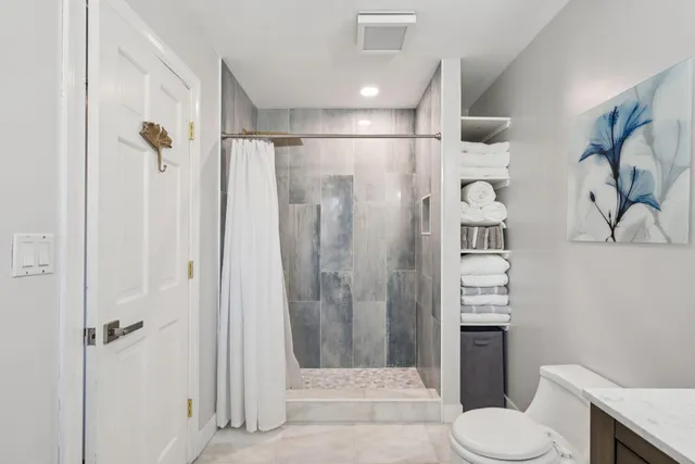 $3,197,500 | 9 Fairway Village Lane, Isle of Palms, SC 29451