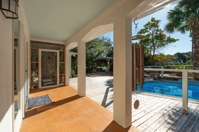 $3,197,500 | 9 Fairway Village Lane, Isle of Palms, SC 29451