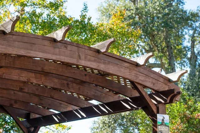 $3,197,500 | 9 Fairway Village Lane, Isle of Palms, SC 29451