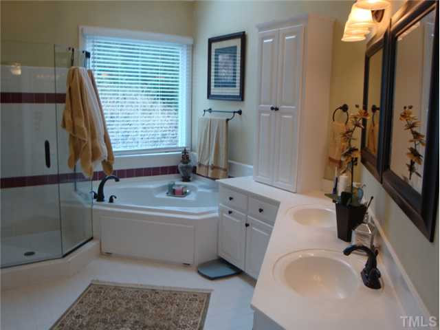 8908 Windjammer Drive Raleigh, NC 27615 - Photo 10 of 12 Photo 10