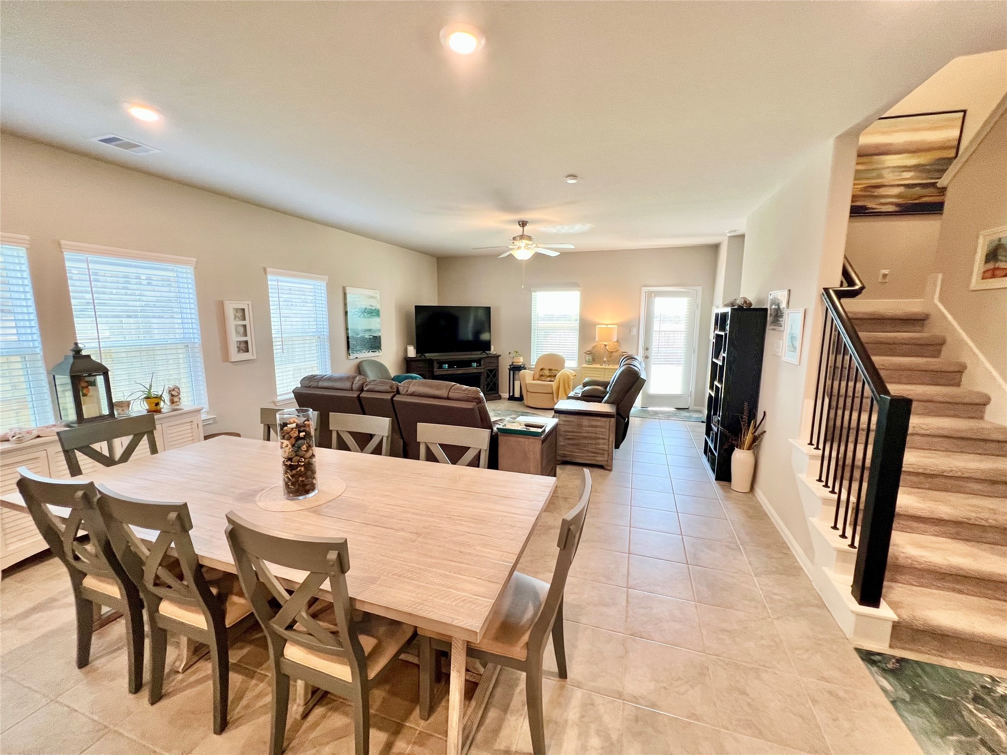 10013 Hermann Trace Texas City, TX 77591 - Photo 7 of 22 a view of a dining room with furniture