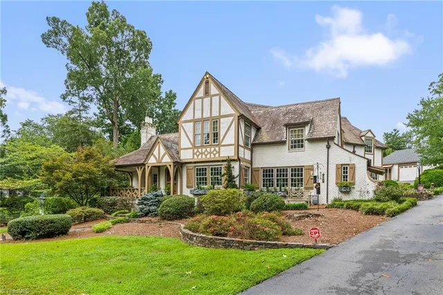 $899,000 | 427 Woodbrook Drive, High Point, NC 27262