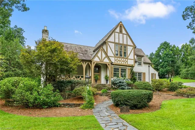 $899,000 | 427 Woodbrook Drive, High Point, NC 27262